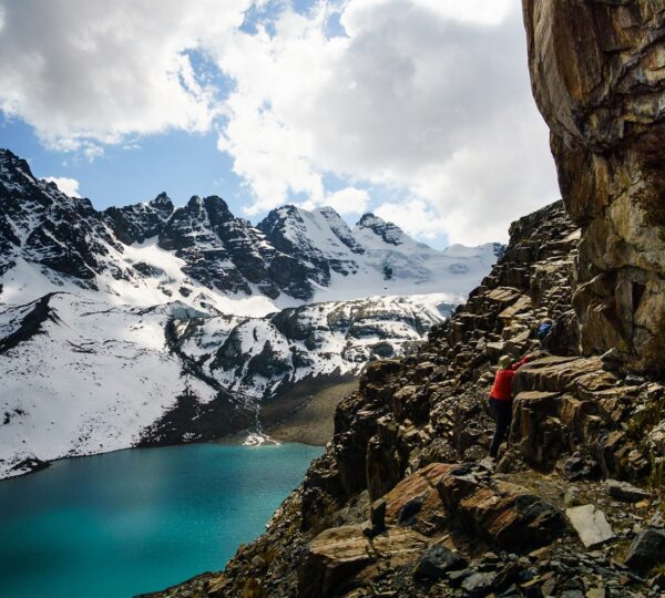 climbing-to-pico-austria-in-the-cordillera-real